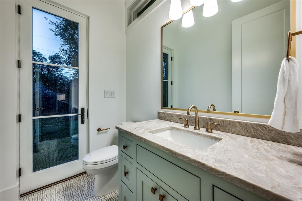 Cresthaven Place Add - Residential