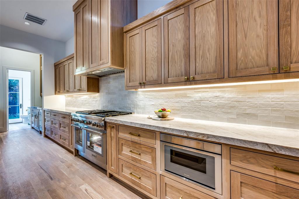 Cresthaven Place Add - Residential