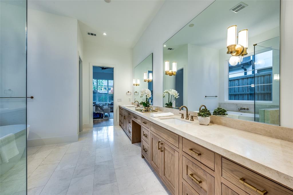 Cresthaven Place Add - Residential
