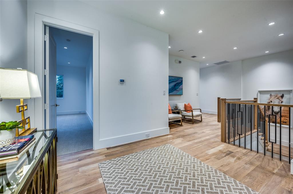 Cresthaven Place Add - Residential