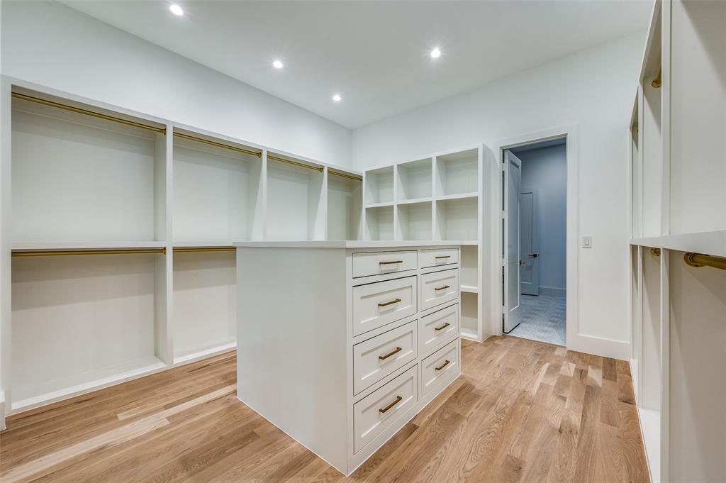 Cresthaven Place Add - Residential
