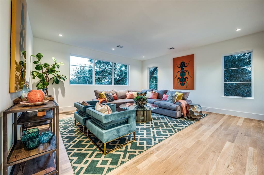 Cresthaven Place Add - Residential