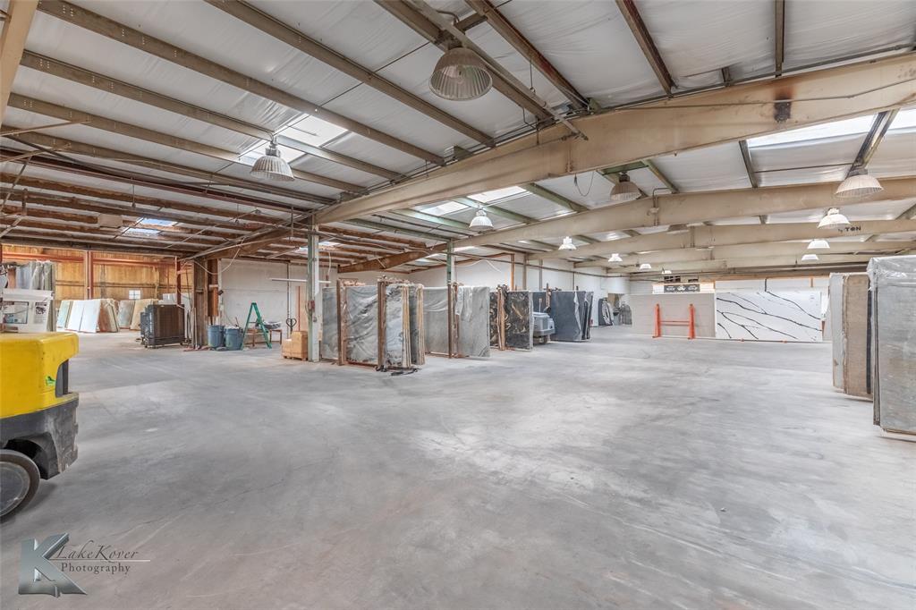 North Indust District - Commercial Sale