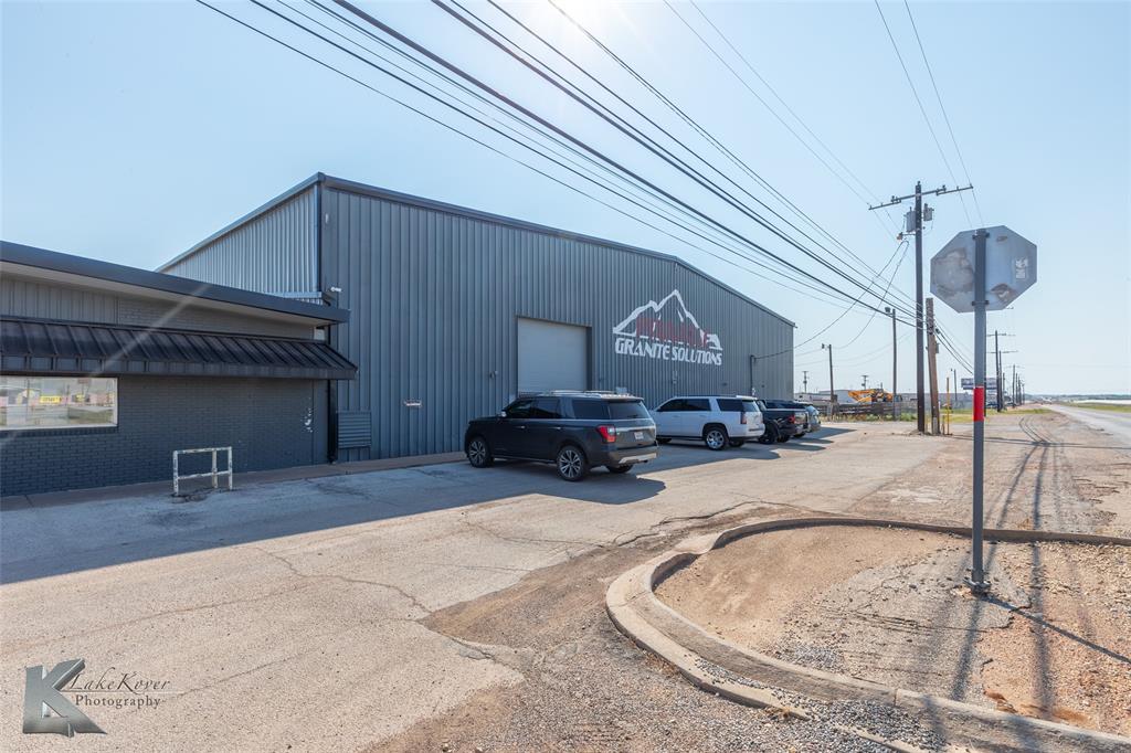 North Indust District - Commercial Sale