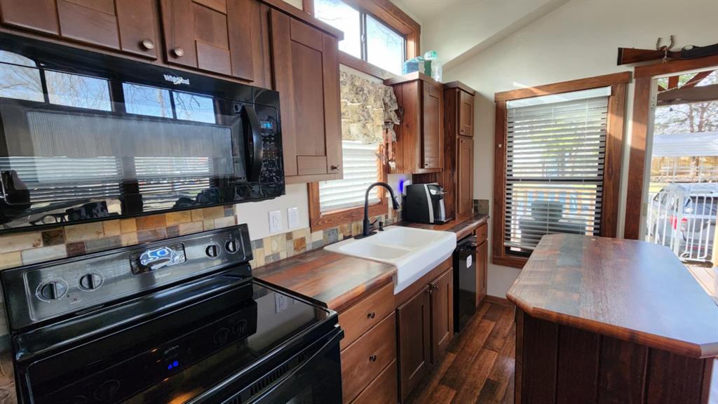 White Oak Shores - Residential