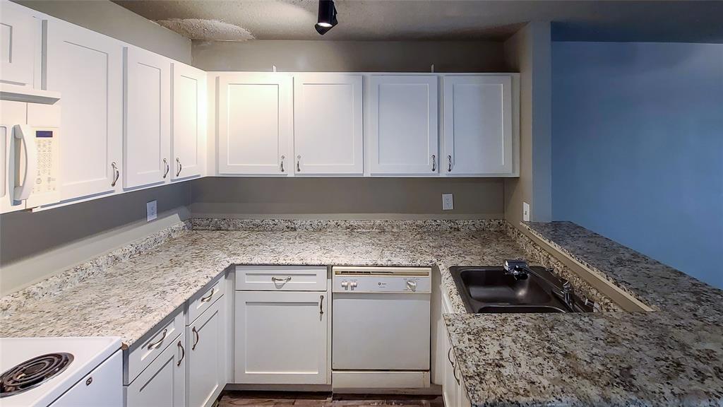 Sable Ridge Condos Ph 01-06 - Residential