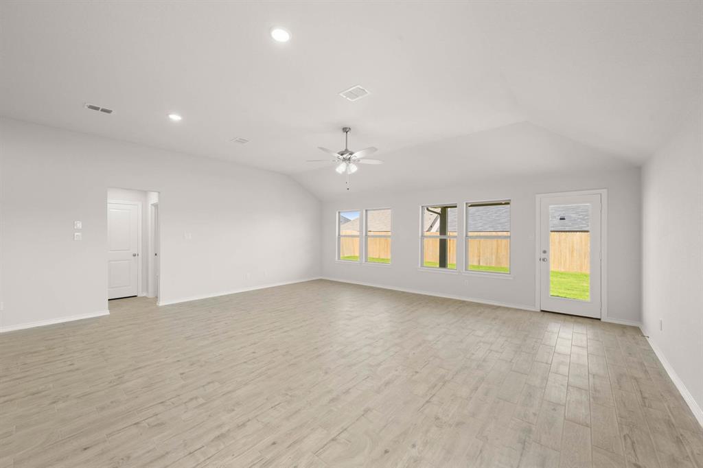 Terra Vella - Residential