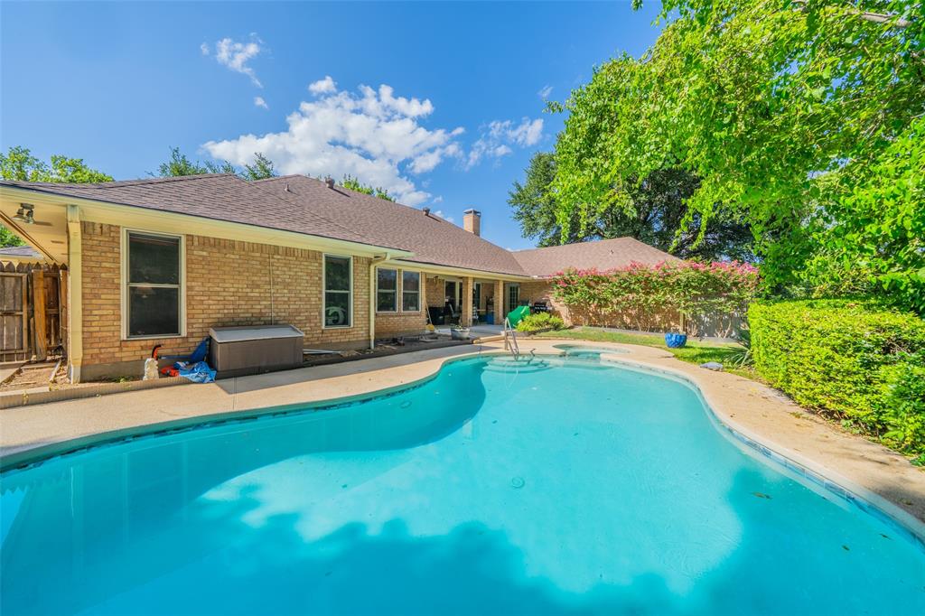 Ridglea Country Club Estate - Residential