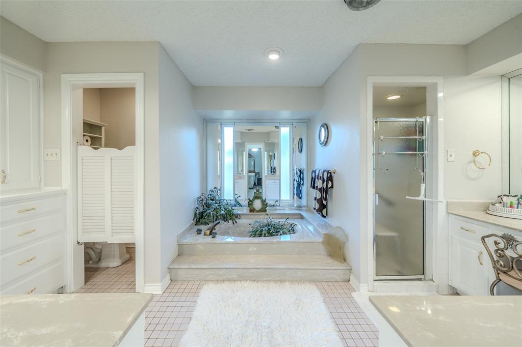 Ridglea Country Club Estate - Residential