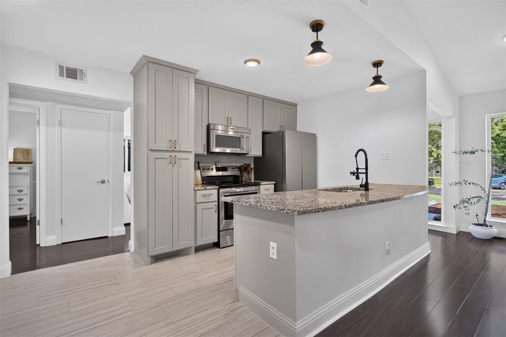 Crestview East 02 - Residential