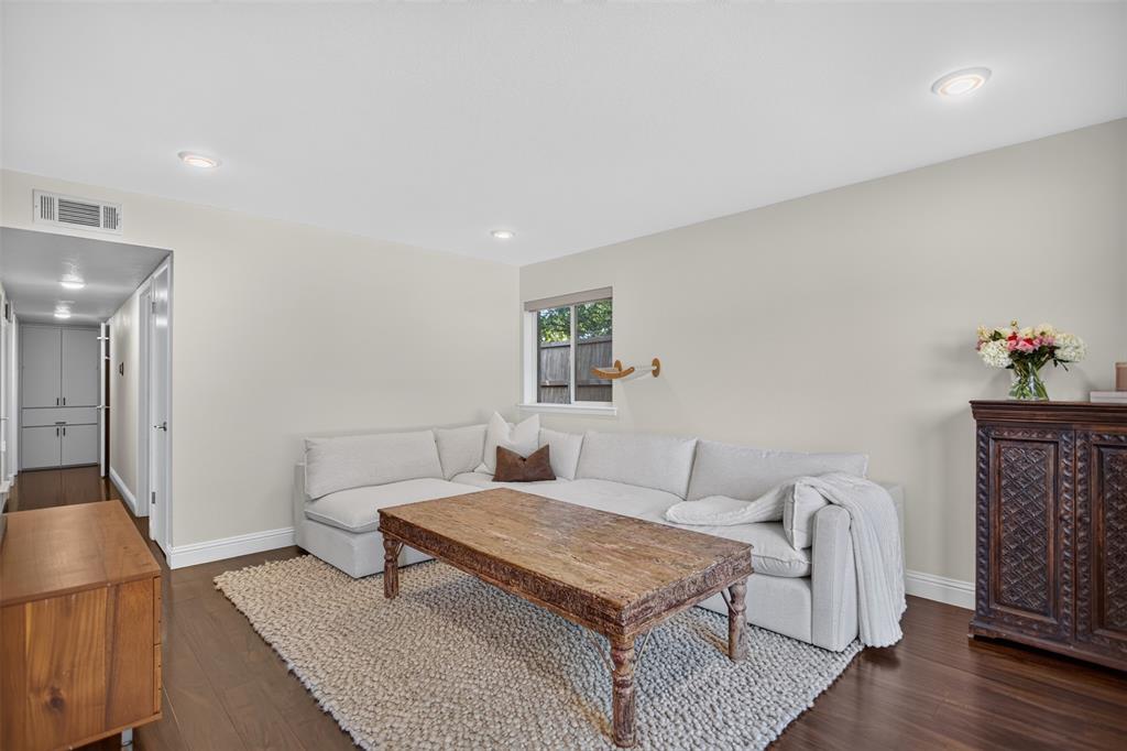 Crestview East 02 - Residential