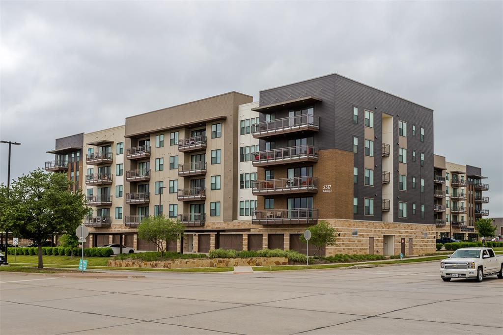 Sojurn At The Realm Condominiu - Residential