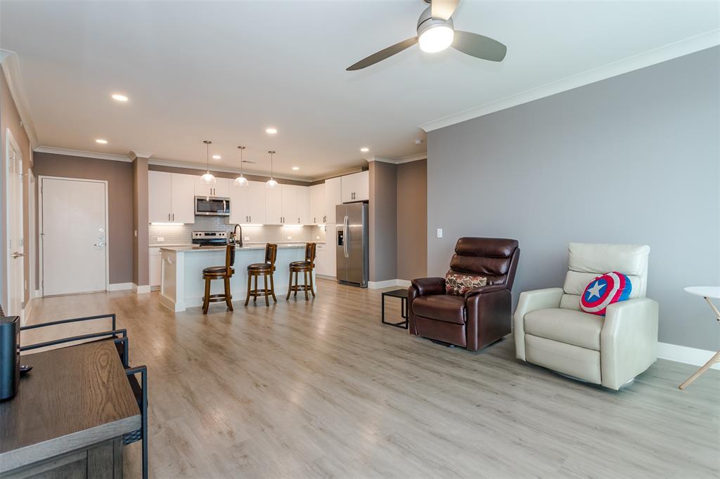 Sojurn At The Realm Condominiu - Residential