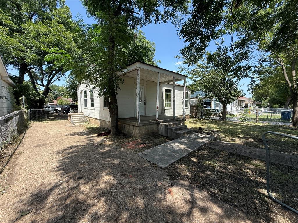 Shady Wood Rev - Residential