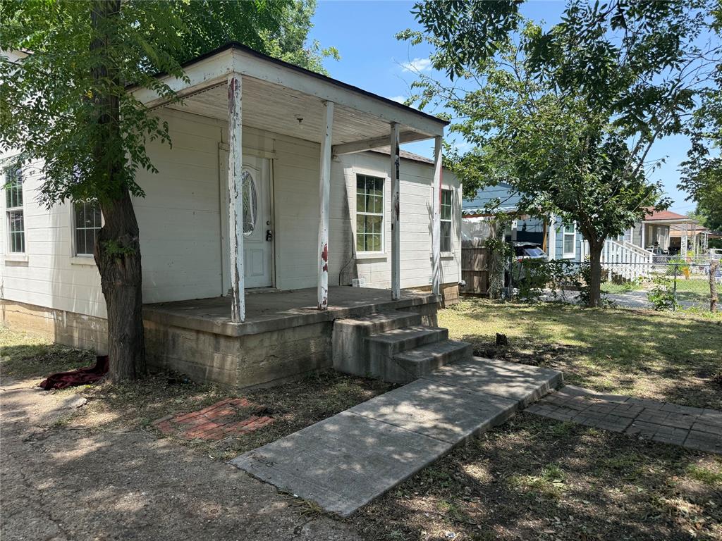 Shady Wood Rev - Residential