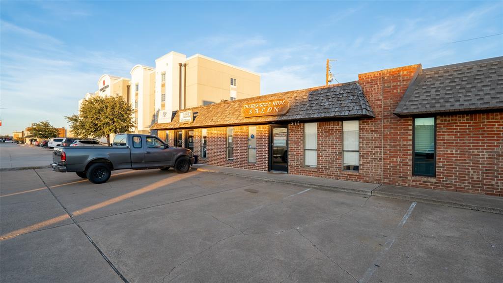 Ware C J Add - Commercial Sale
