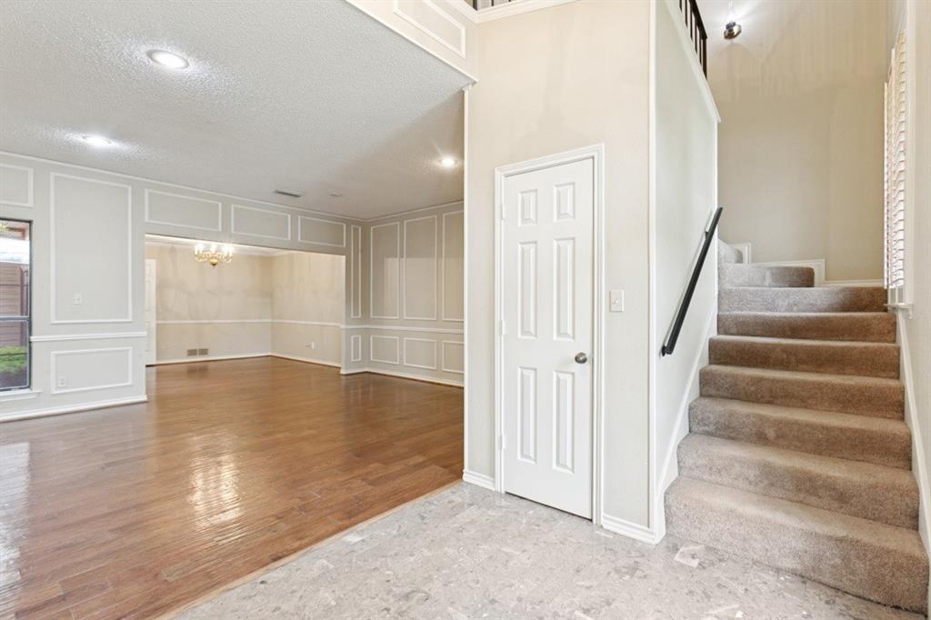 Prestonwood Hillrest Townhouses - Residential