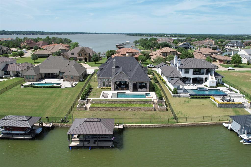 Resort On Eagle Mountain Lake - Residential