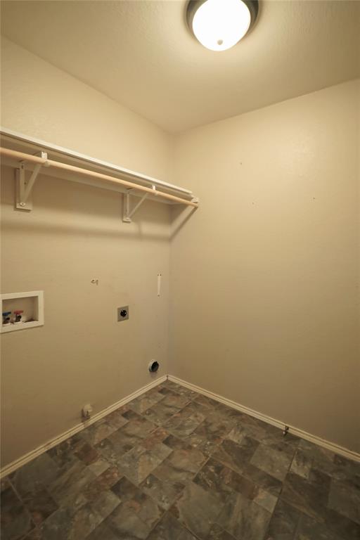 Keswick Gardens Ph 01 - Residential Lease