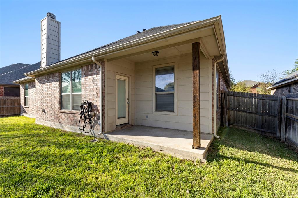 Common At Willow Creek - Residential