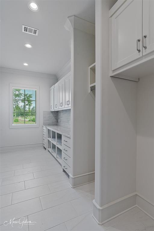 LONG LAKE ESTATES - Residential