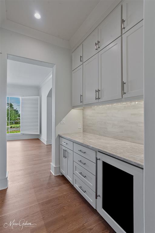 LONG LAKE ESTATES - Residential