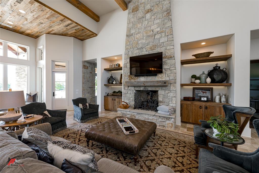 WOODLAKE RIDGE - Residential