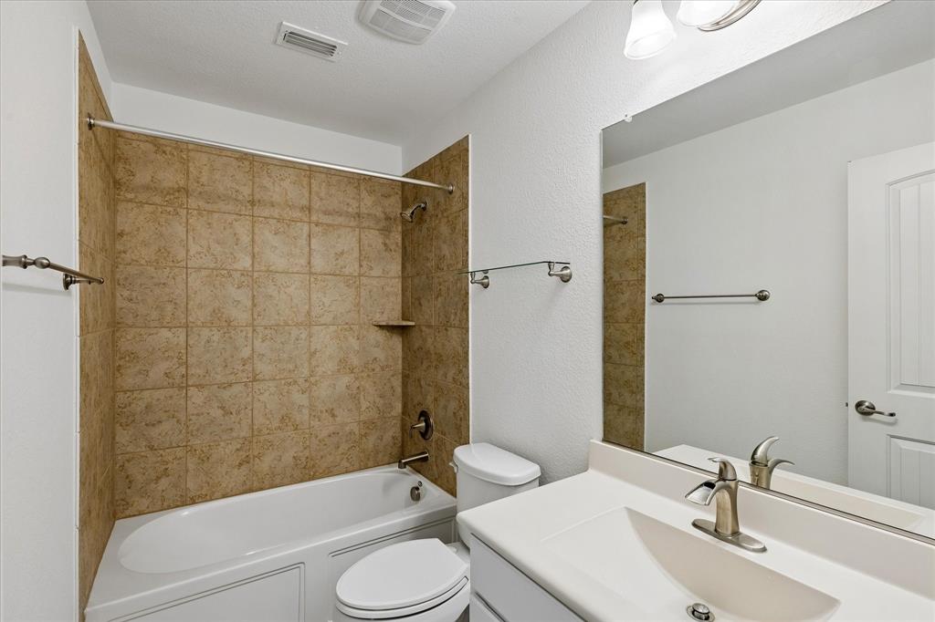 Mistletoe Hill Ph VI & Vii - Residential