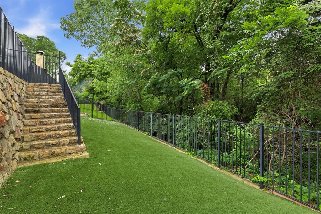 Glad Hill - Residential