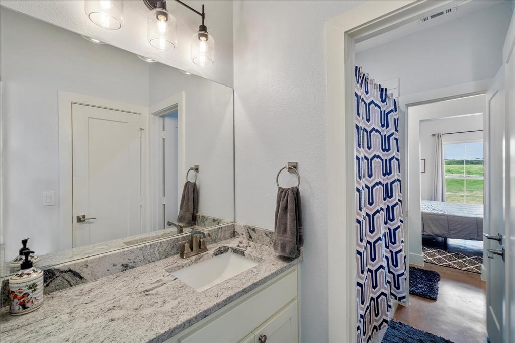 EAGLE SHORES - Residential