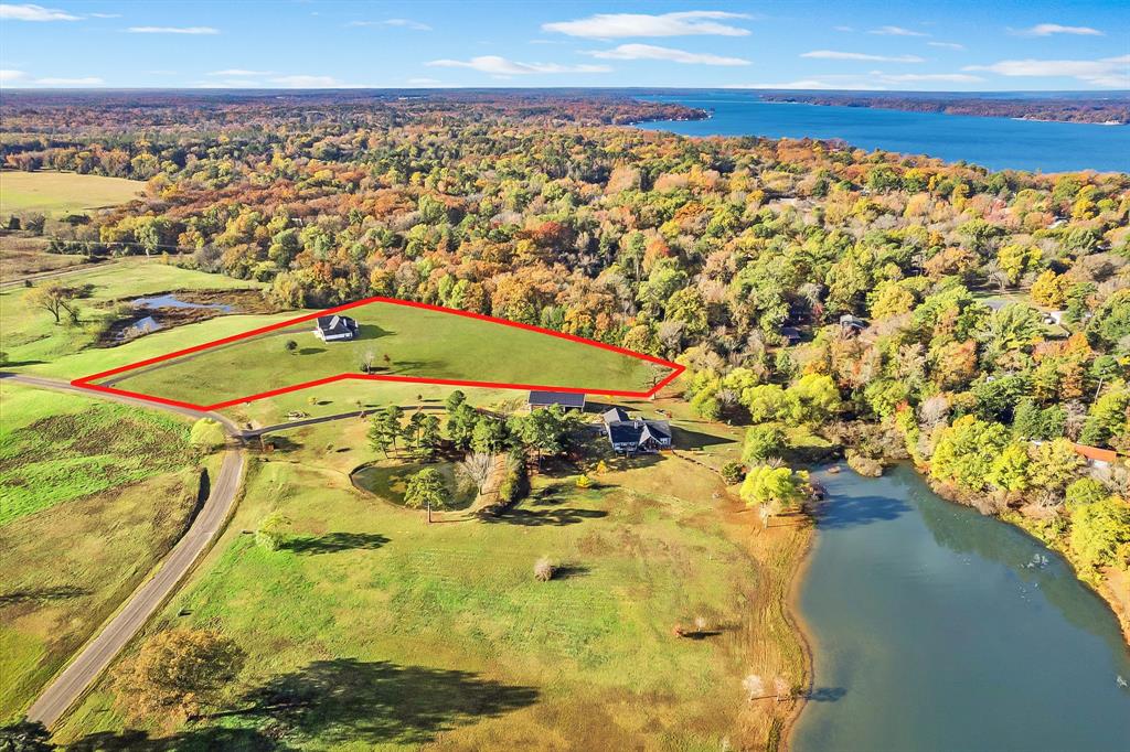 EAGLE SHORES - Residential