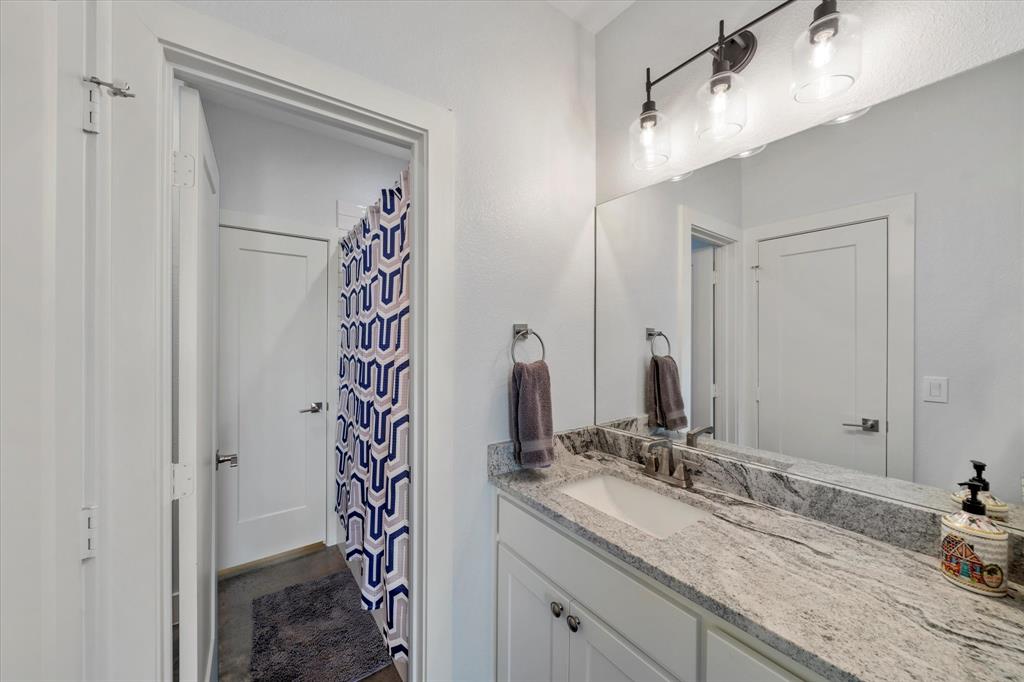 EAGLE SHORES - Residential