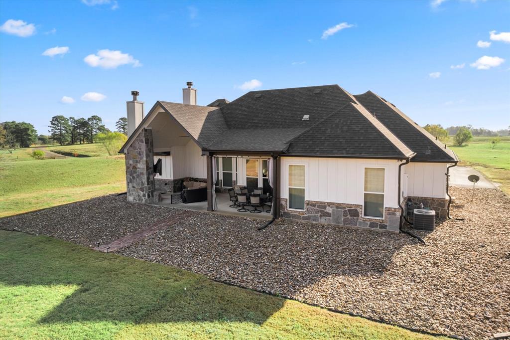 EAGLE SHORES - Residential