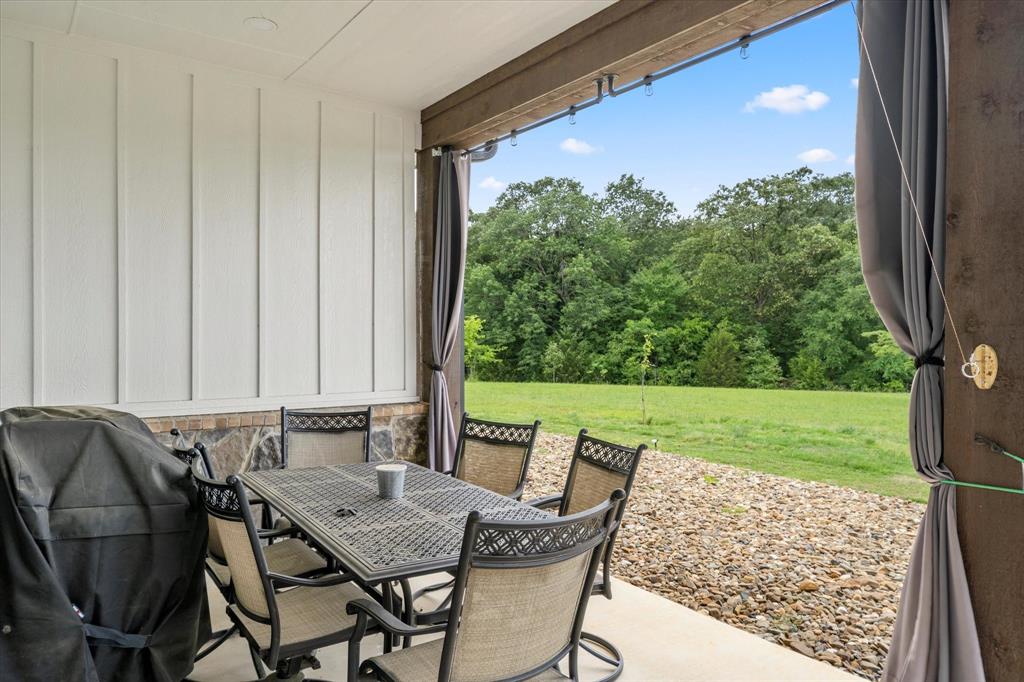 EAGLE SHORES - Residential