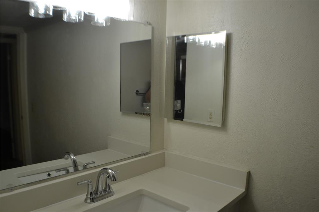 River Oaks Condos - Residential