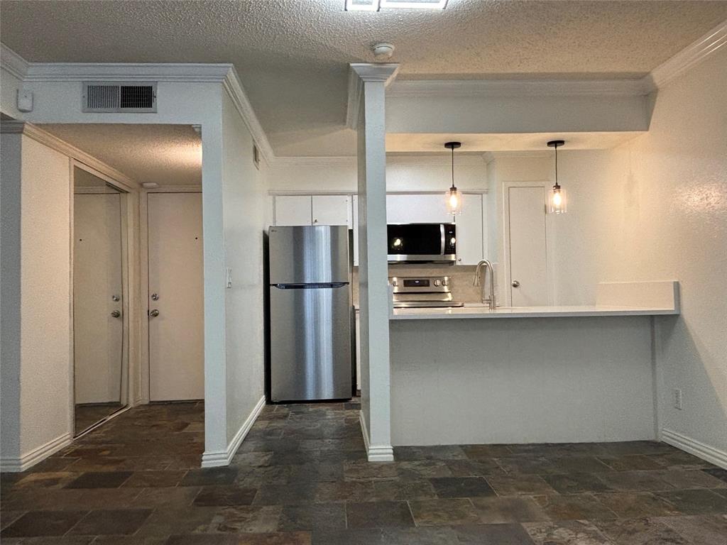 River Oaks Condos - Residential