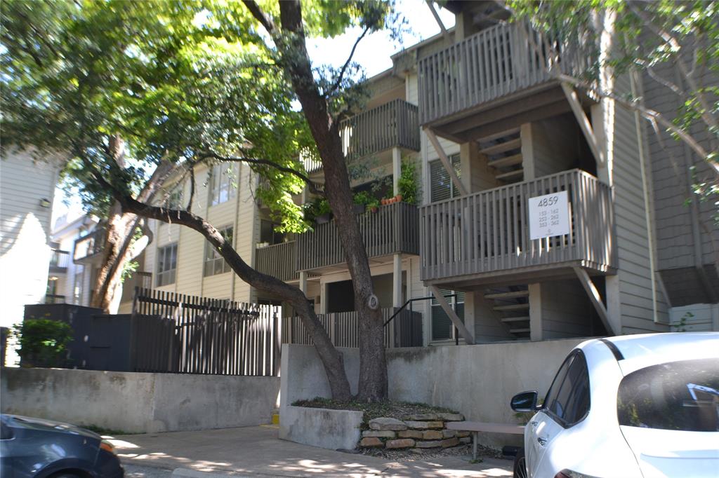 River Oaks Condos - Residential