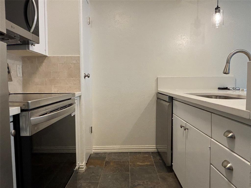 River Oaks Condos - Residential