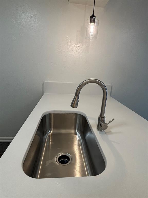 River Oaks Condos - Residential