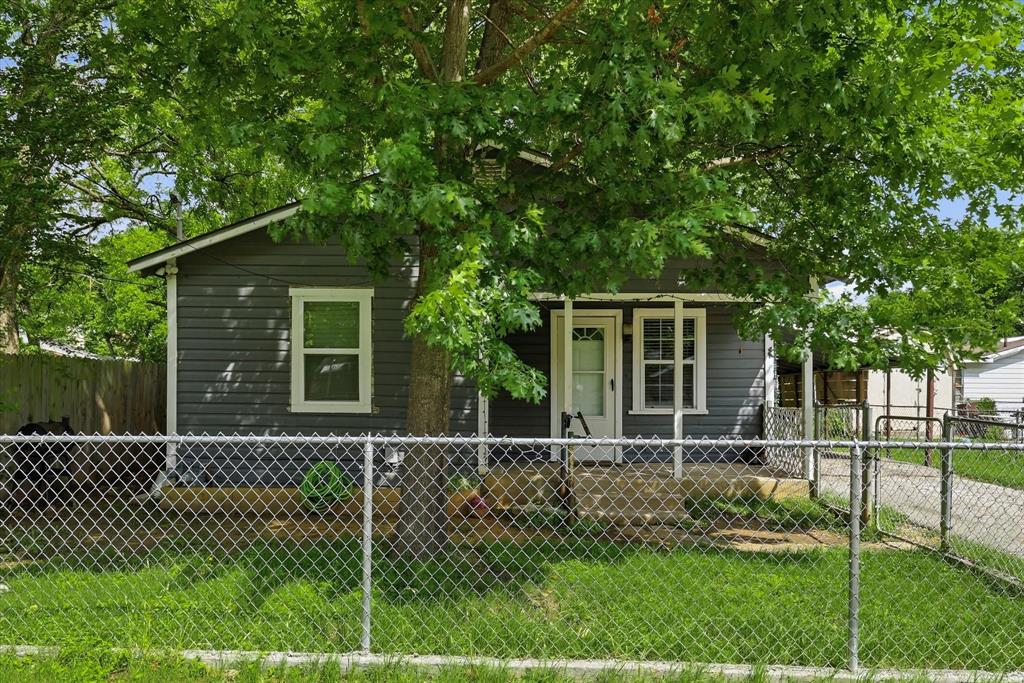 Charming and updated investment opportunity in Cleburne! This 2-bedroom, 1-bath home at 305 Claude Ave offers comfort, functionality, and immediate income potential with a current tenant in place. Updated in 2021, the property features an updated kitchen and bath, new windows throughout, and central heat and air for year-round comfort. Outside, you'll find a covered carport plus fenced front and back yards. Whether you're looking to expand your rental portfolio or purchase your first investment property, this one is a smart choice with great potential.
