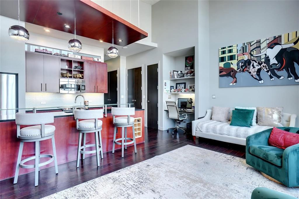 One Montgomery Plaza Residence Condo - Residential