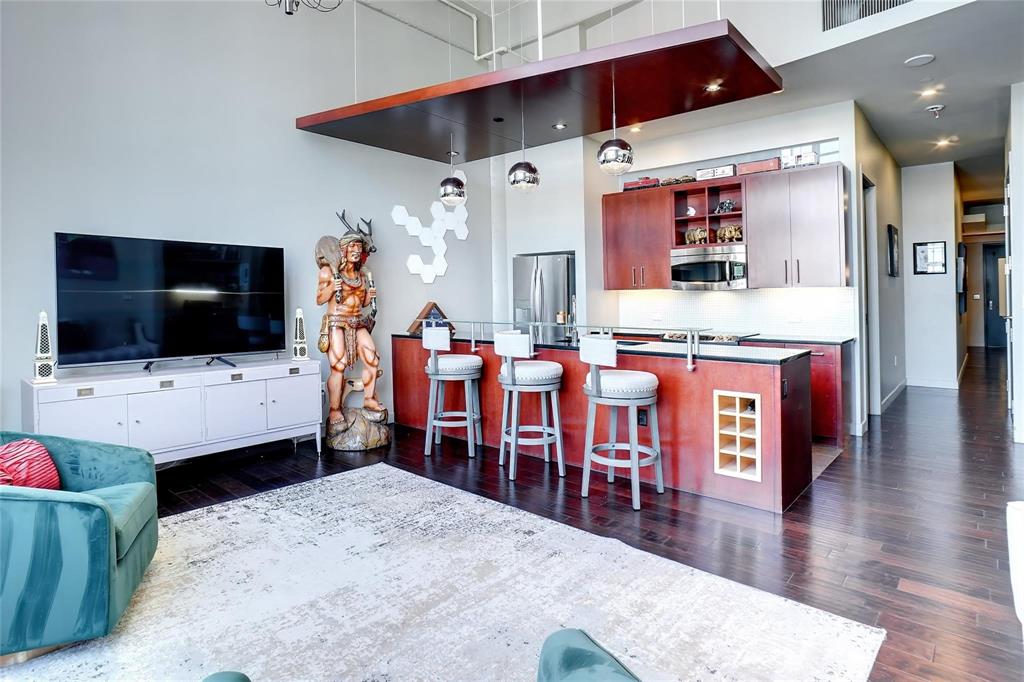 One Montgomery Plaza Residence Condo - Residential