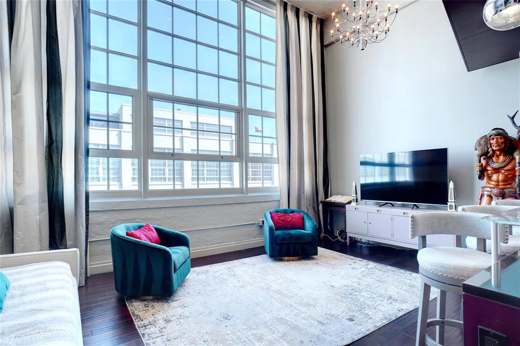 One Montgomery Plaza Residence Condo - Residential