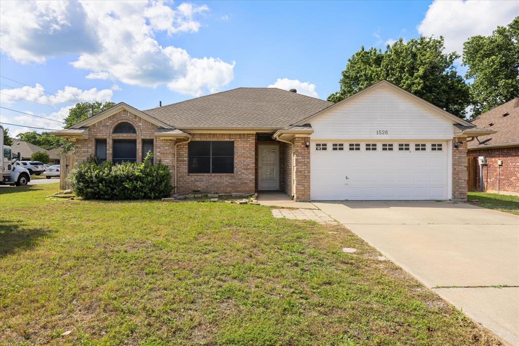 Charming Home for Sale in Granbury, TX
Discover your dream home in the heart of Granbury! This warm and cozy residence offers the perfect blend of convenience, comfort, and charm. Located near everything Granbury has to offer, this home is an ideal choice for families, professionals, and anyone looking for a peaceful yet connected community.

Key Features
Prime Location:

Enjoy the convenience of being within walking distance to Emma Roberson Preschool and Brawner Elementary School.

Easy access to local amenities and facilities while residing in a tranquil neighborhood.

Spacious Backyard:

The property features a large backyard, perfect for outdoor activities, gardening, or entertaining family and friends.

A large covered back patio provides a delightful space for relaxation and hosting gatherings.

City Services:

Located within Granbury city limits, this home benefits from city water and sewer services.

No HOA fees, offering you more freedom and flexibility. 
The house was a rental and needs cosmetic repairs. The seller is offering 4000 towards the buyer's closing costs to cover these items.


Whether you’re a first-time homebuyer or looking to relocate to a welcoming community, this Granbury gem is a must-see! Make it yours and enjoy all the benefits of living in a peaceful, well-connected neighborhood.