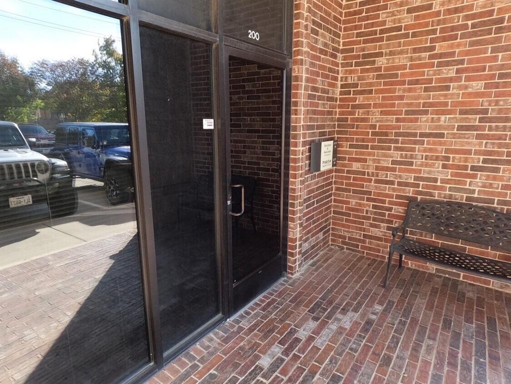 Shoal Creek Office Plaza Condo - Commercial Sale