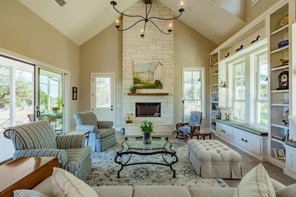 Mustang Valley Sec Six - Residential