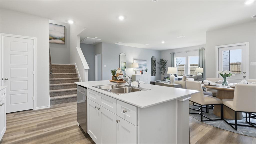 Townes Landing - D.R. Horton - Residential