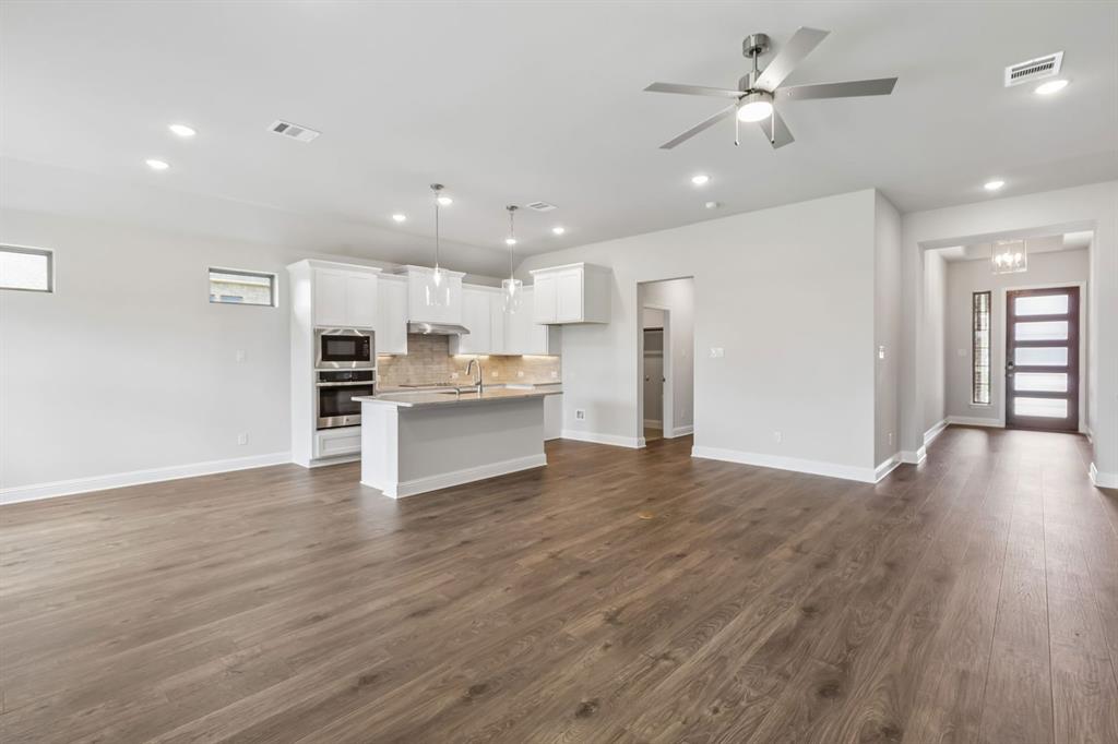 Summer Crest - Residential