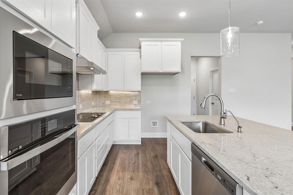Summer Crest - Residential
