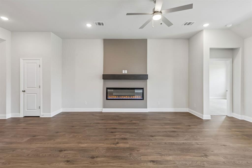 Summer Crest - Residential